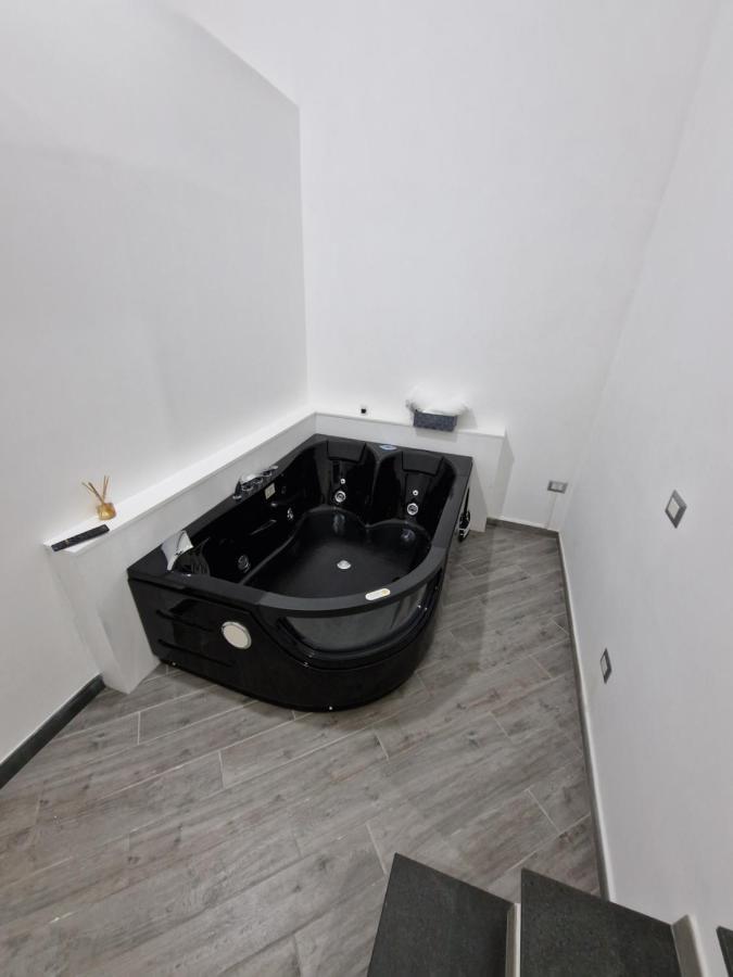 Suites Caracciolo Naples Exterior photo